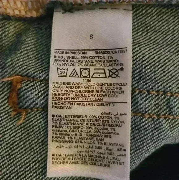 Maternity Denim Shorts - Picture 3 of 4